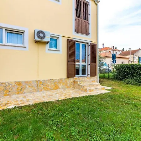Apartman Nada Apartment Fažana