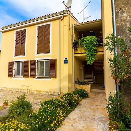 Apartment Apartman Nada